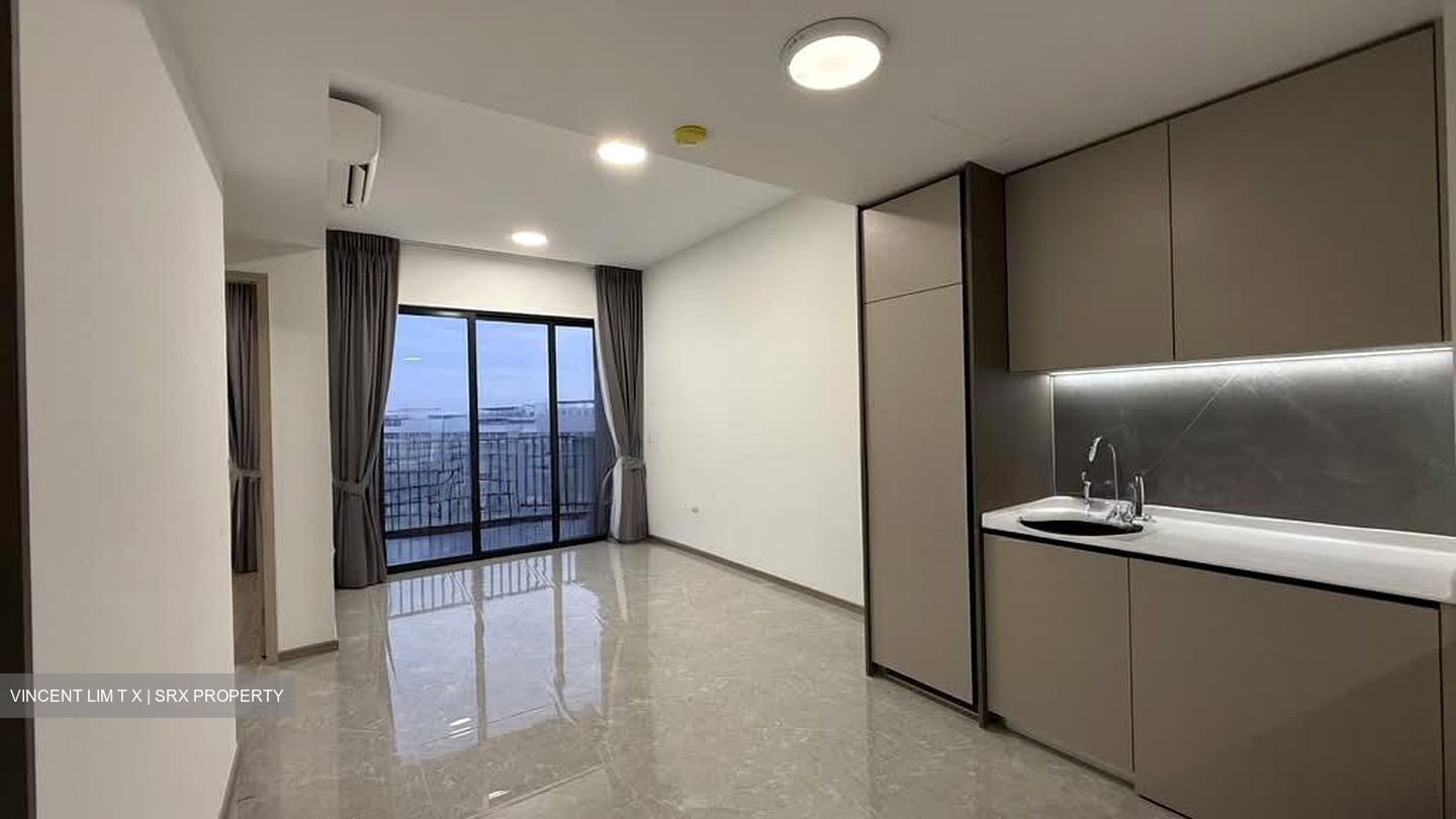 Sengkang Grand Residences (D19), Apartment #560913011